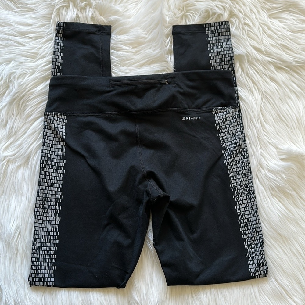 Nike Power Flash Reflective Black Leggings - Picture 4 of 8